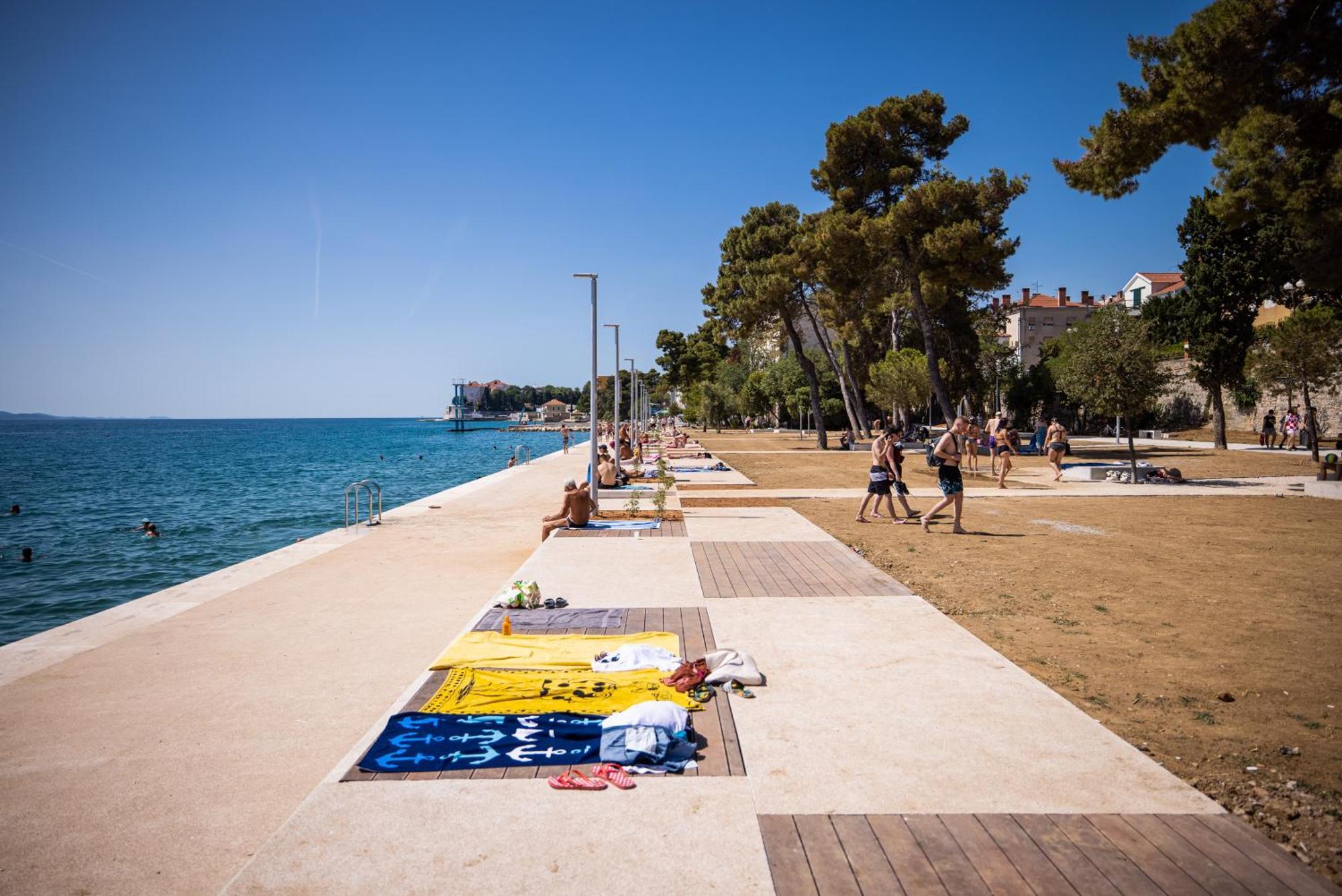 Zadar Center Beach Apartment - Directly On The Sea Luaran gambar